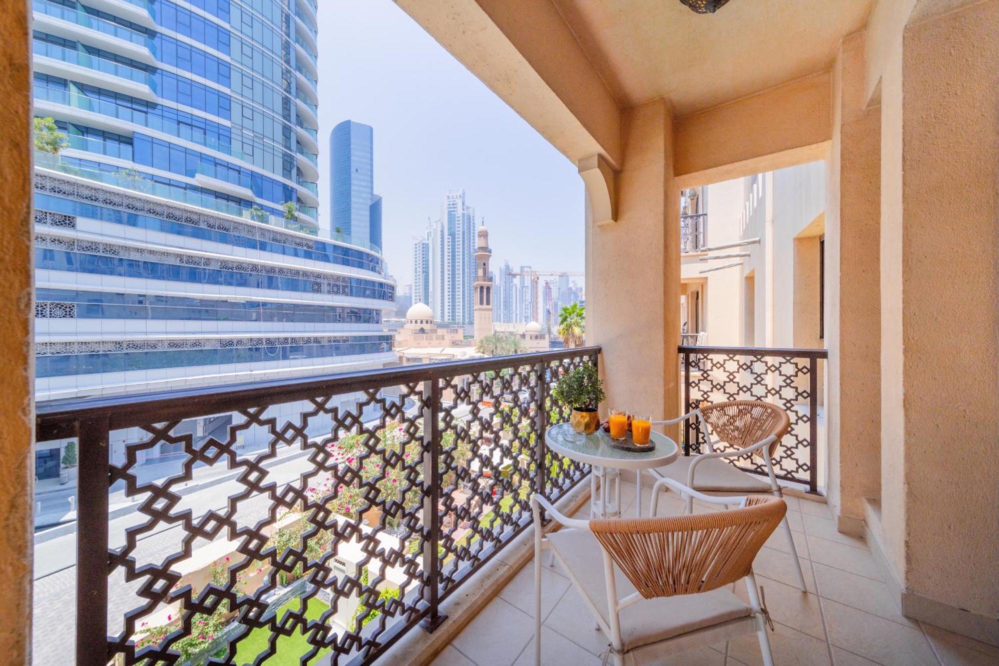Eden's Homes & - Burj Khalifa Community Apartment